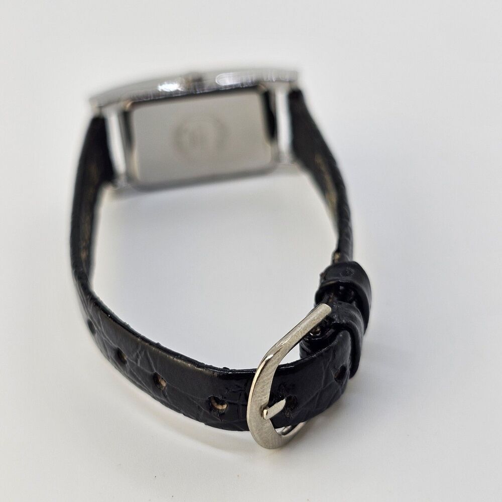 Guess Women's Watch 17MM Gray Case Gray Dial New Black Leather Bands New Battery - Picture 7 of 13